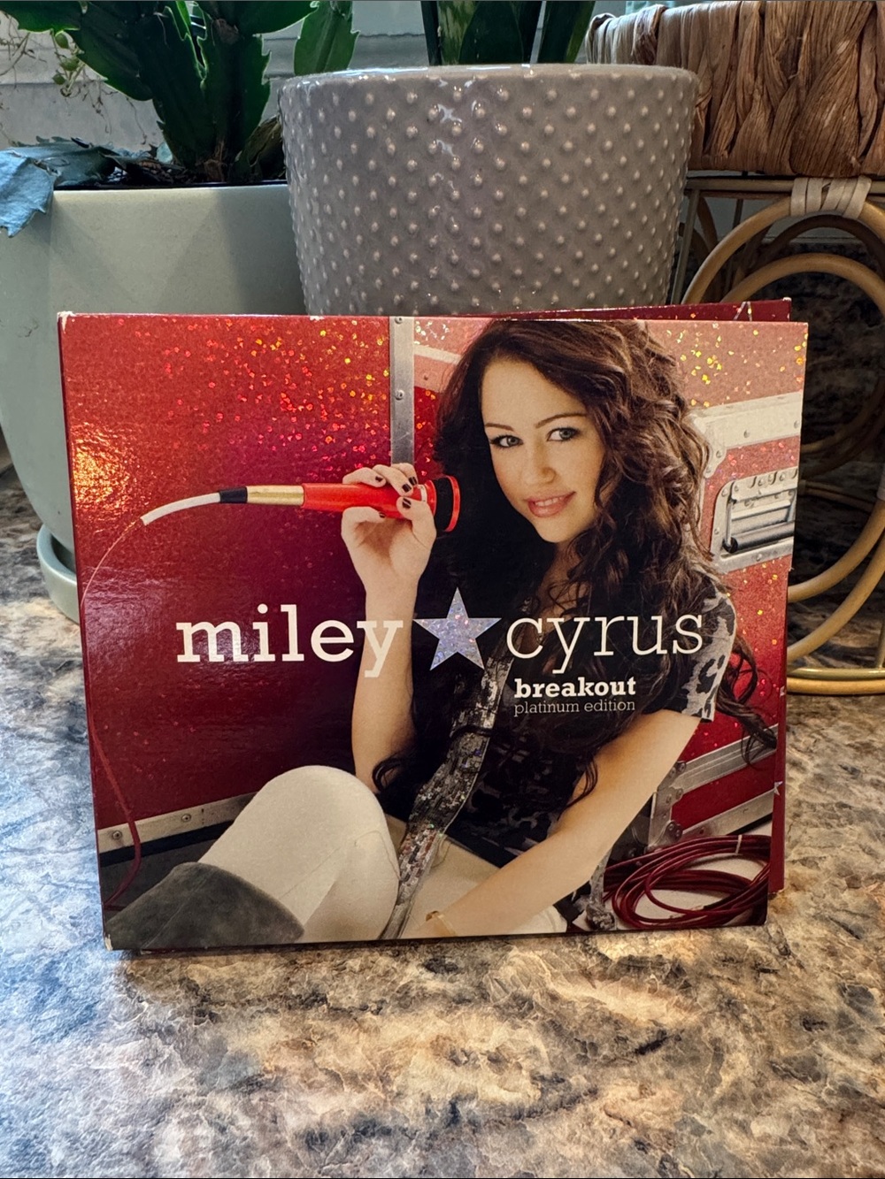 Miley Cyrus Breakout Platinum Edition CD & DVD